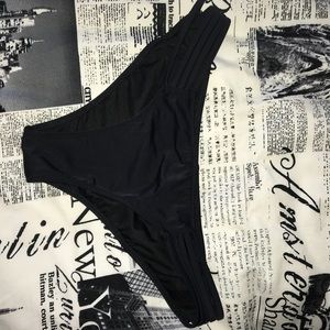 NWOT VICTORIA’S SECRET BIKINI BOTTOMS